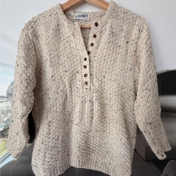 Vintage Cream Knit Sweater - Picture 2 of 4